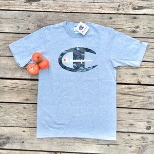 Champion Big Camo C Script Spellout t shirt NWT